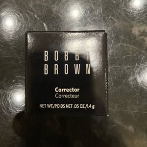 NIB  Bobbi Brown  Under Eye Corrector- Deep Bisque